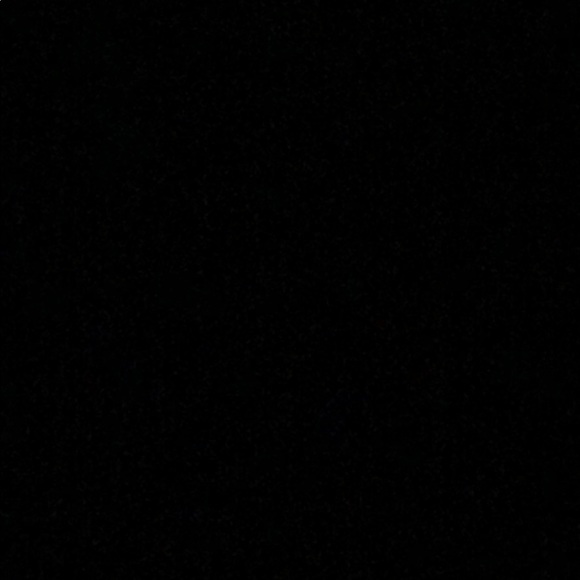 Meet your Posher, Nicole - Picture 1 of 1